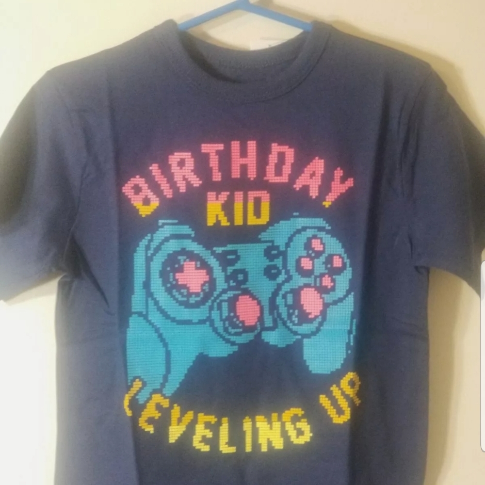Children's Place Boy's Birthday Video Game Graphic Tee Size XS (4 )